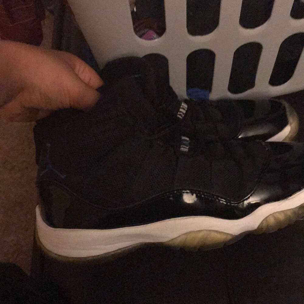 Jordan 11 space jams size 5